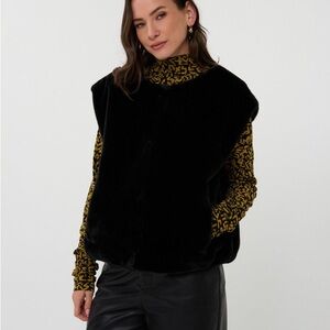 ESQUALO Black Faux Fur Vest